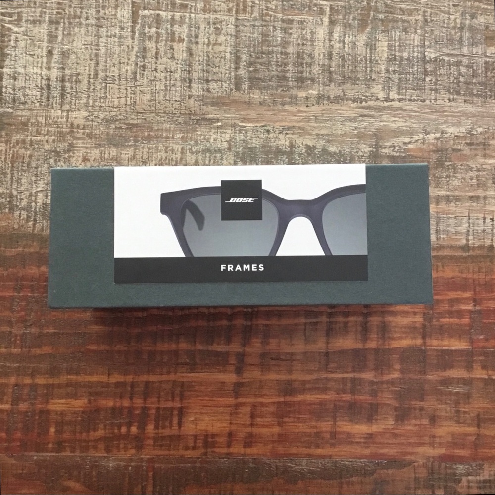 BOSE Frames Alto Style Black Audio Sunglasses LG